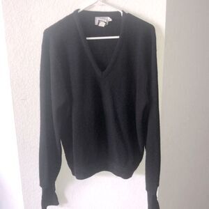 Izod Lacoste mens knit   black sweater size M v neck vintage